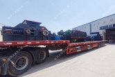 1200*1200雙齒輥破碎機，兩臺900*900軌道移動雙齒輥破碎機發往云南